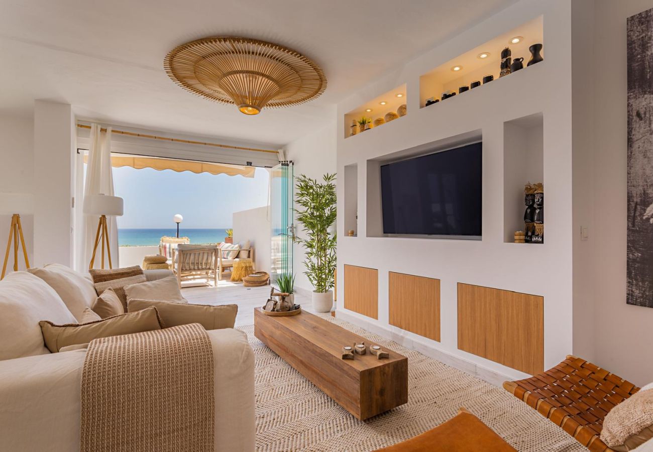 Rijhuis in Manilva - 3128 Beachfront Casa Luna in Aldea Beach