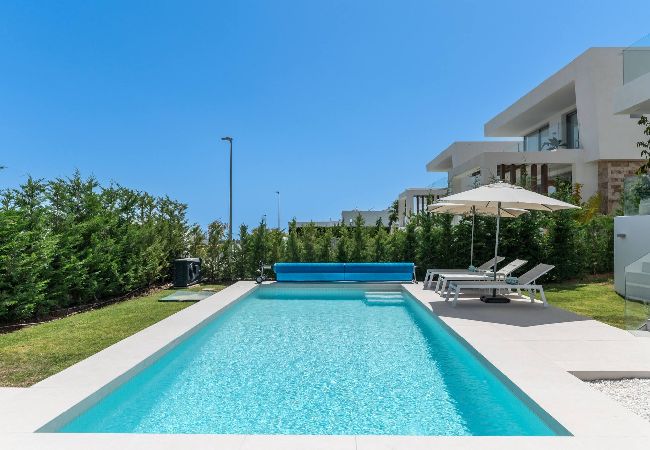 Villa in Marbella - 3303 Villa Riva (r3930610)