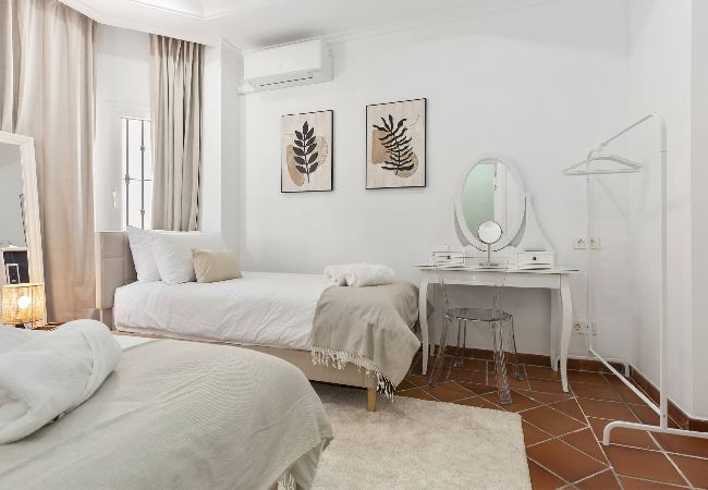 Villa in Marbella - 3312 Villa Hakuna Matata (r4683850)