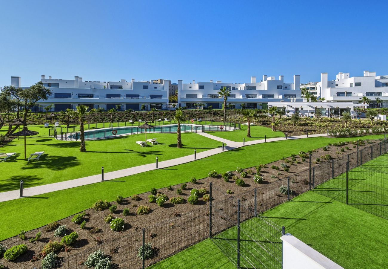 Appartement in Estepona - 3024 Bright apartment with terrace and pool