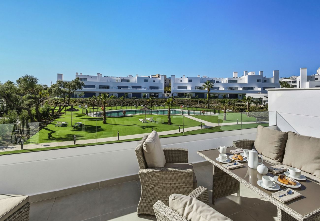 Appartement in Estepona - 3024 Bright apartment with terrace and pool