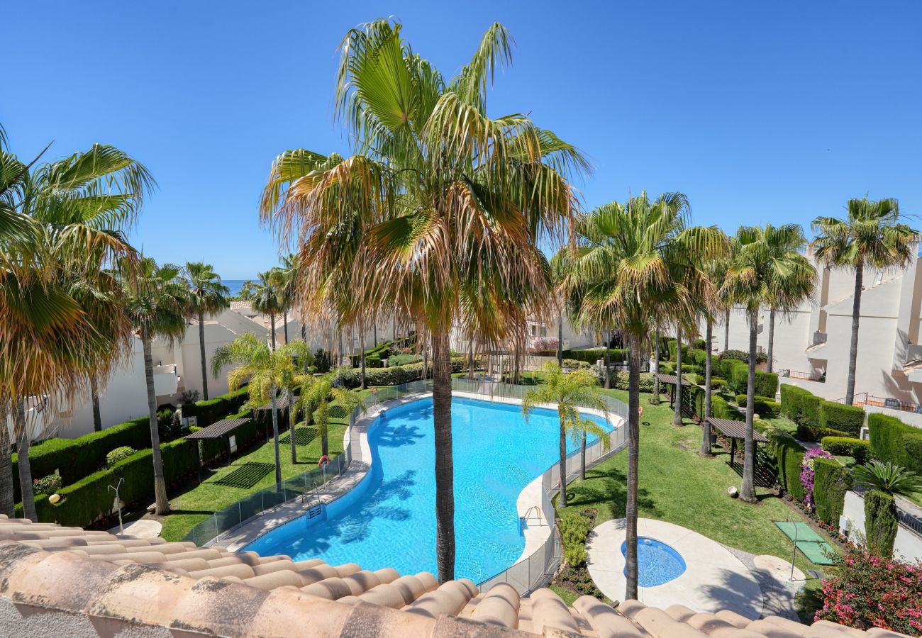 Rijhuis in Marbella - 3150 Seaside Home with Stunning Sea Views