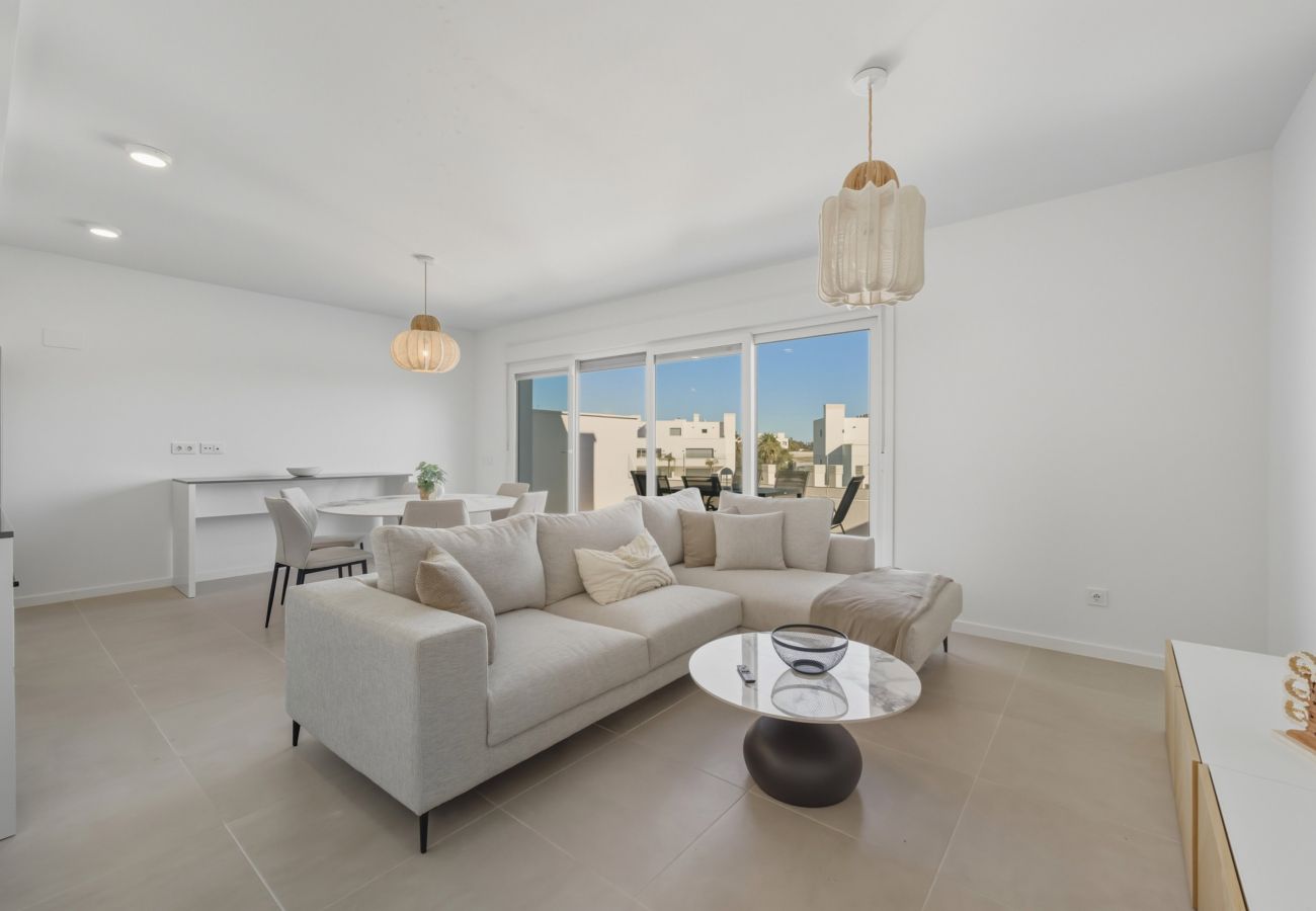 Appartement in Estepona - 3025 Elegant apartment with terrace and pool
