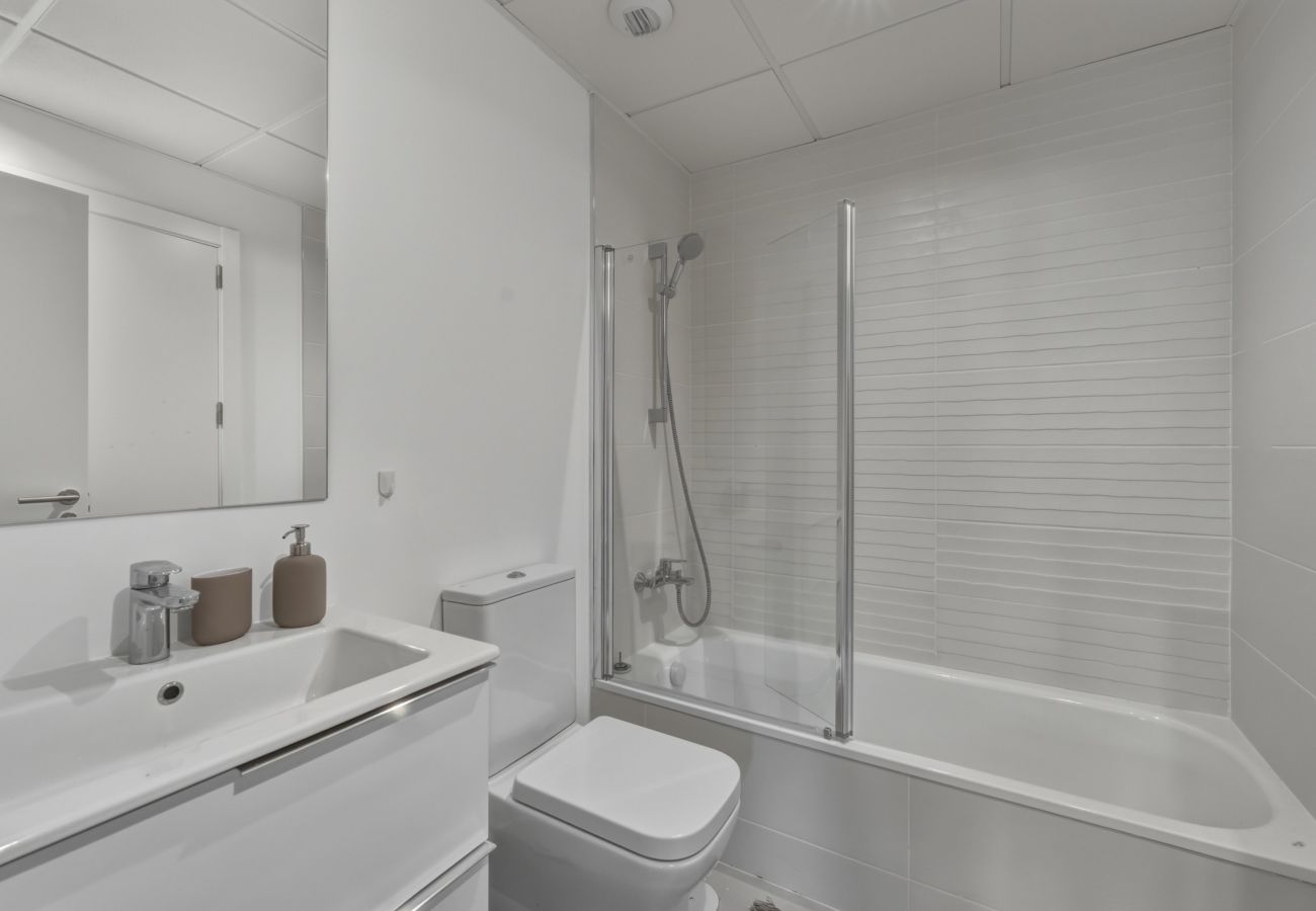 Appartement in Estepona - 3025 Elegant apartment with terrace and pool