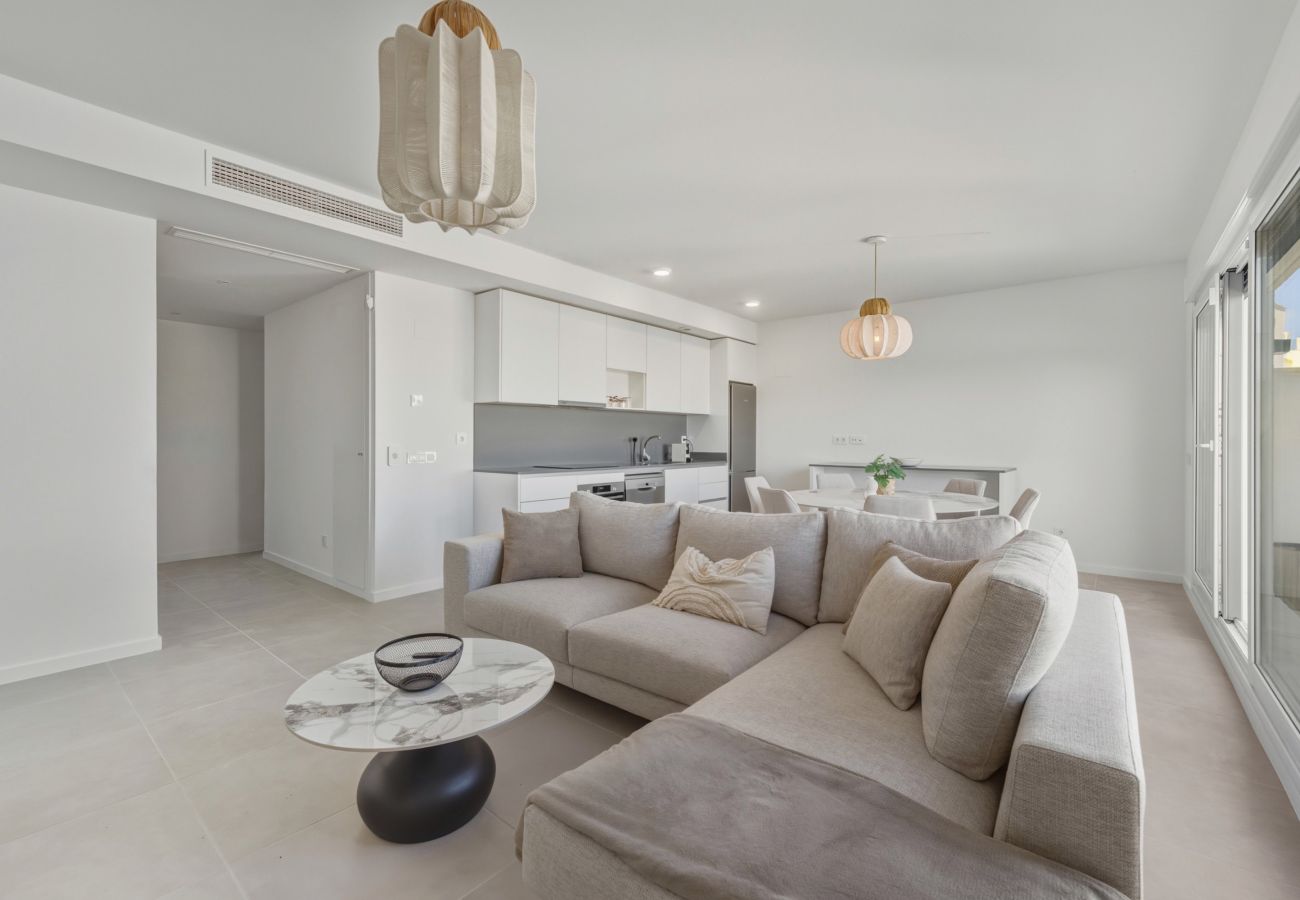 Appartement in Estepona - 3025 Elegant apartment with terrace and pool