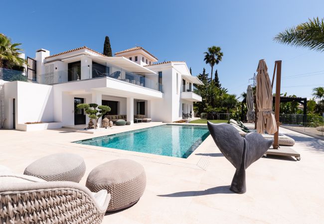 Villa en Marbella - Absolute high end villa with pool & Jacuzzi*