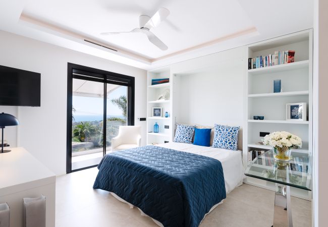 Villa en Marbella - Absolute high end villa with pool & Jacuzzi*