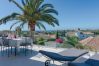 Villa en Marbella - Sea-View Villa with Heated Pool Near Marbella