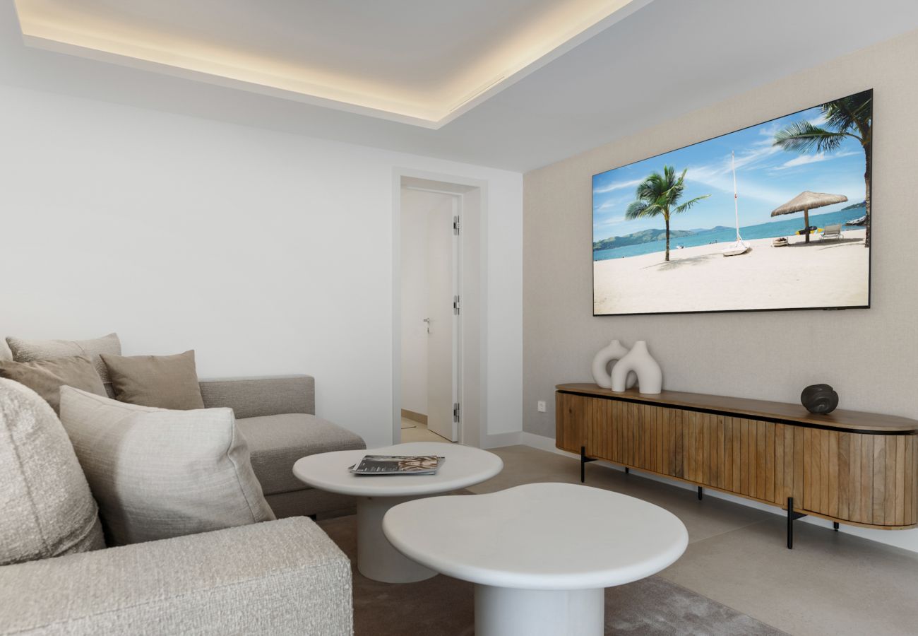 Villa en Marbella - Private Luxury Villa Steps from the beach!