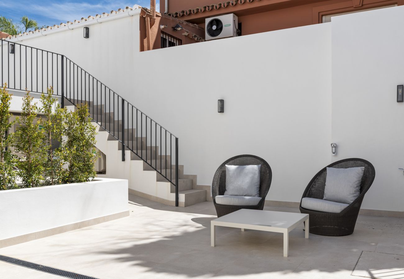 Villa en Marbella - Private Luxury Villa Steps from the beach!