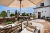 Villa en Marbella - Super Andalusian Villa Near Beach with Heated Pool