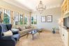 Villa en Marbella - Super Andalusian Villa Near Beach with Heated Pool