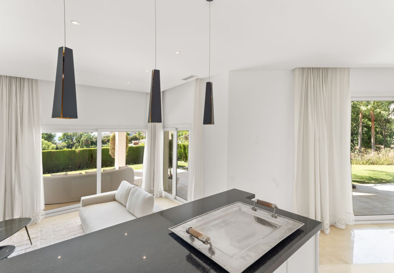 Villa en Marbella - BREATHTAKING VIEWS FROM VILLA NEAR BEACH - HEATED 