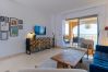 Apartamento en Benahavís - 3-Bedroom Apartment with Sea & Mountain Views