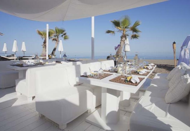 Villa en Marbella - UNIQUE LUXURIOUS AND PALACIAL VILLA