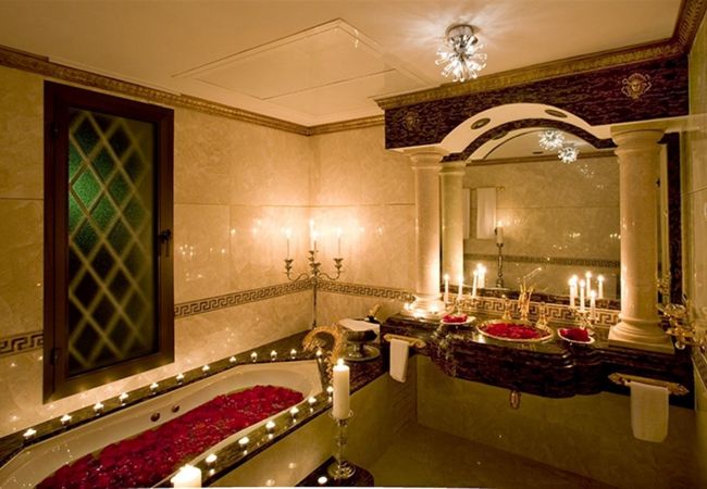 Villa en Marbella - UNIQUE LUXURIOUS AND PALACIAL VILLA