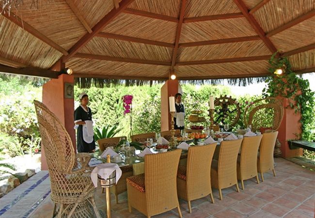 Villa en Marbella - UNIQUE LUXURIOUS AND PALACIAL VILLA