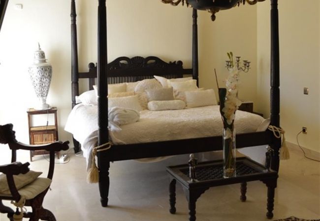 Villa en Marbella - UNIQUE LUXURIOUS AND PALACIAL VILLA