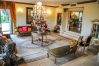Villa en Marbella - UNIQUE LUXURIOUS AND PALACIAL VILLA