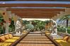 Villa en Marbella - UNIQUE LUXURIOUS AND PALACIAL VILLA