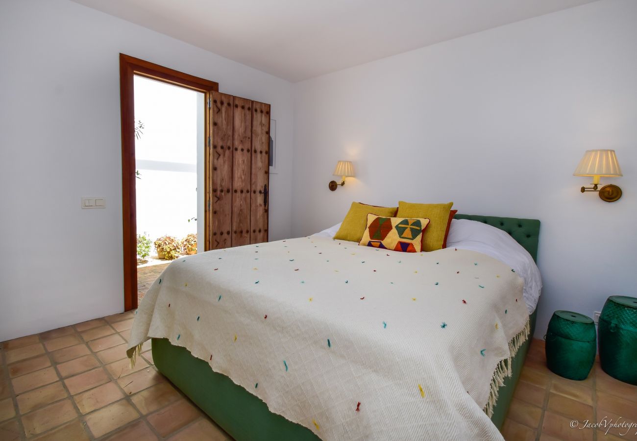 Villa en Marbella - A Real Oasis in  Colonial style