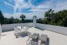 Villa en Marbella - Spacious Family Villa with Pool & Sunny Garden