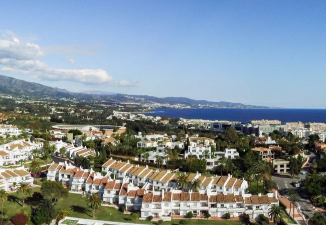 Apartamento en Puerto Banus - CL-Royal Garden by Roomservices