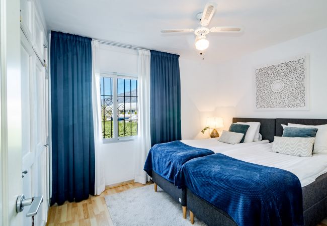 Apartamento en Nueva andalucia - MA - Elegant Apartment with Sea views