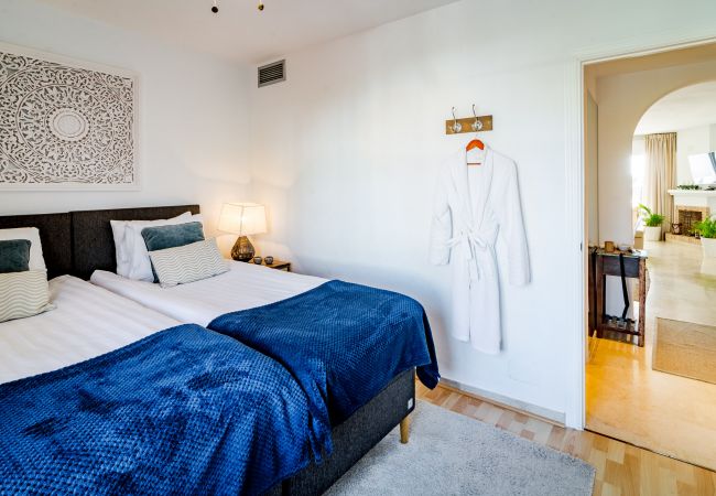 Apartamento en Nueva andalucia - MA - Elegant Apartment with Sea views