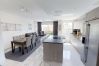 Apartamento en San Pedro de Alcántara - Modern Gated Apartment near Beach & Puerto Banus