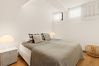 Villa en Marbella - Beachfront Villa with Heated Pool & Spa