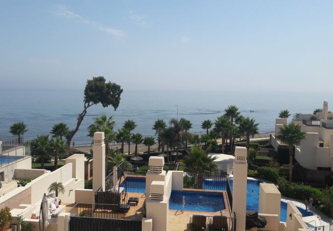 Apartamento en Estepona - 103 - Beach apartment with Spa & Gym