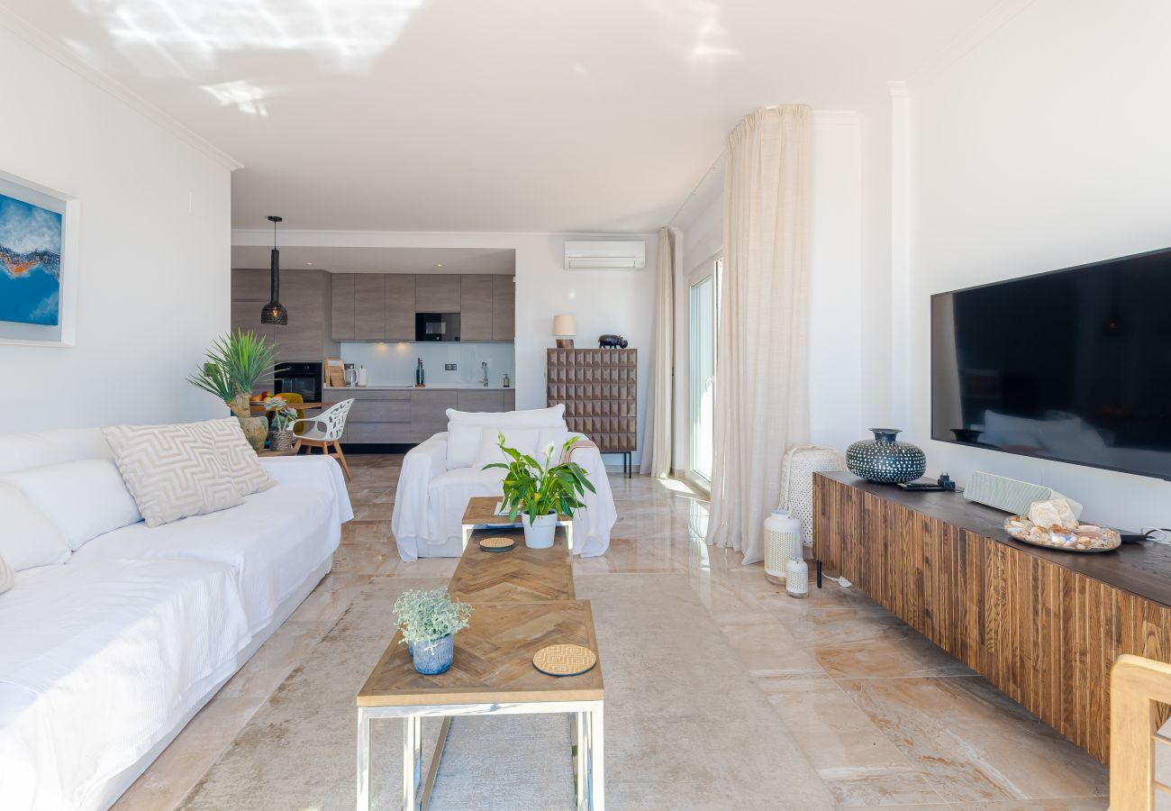 Apartamento en Marbella - Heavenly Views From Frontline Penthouse