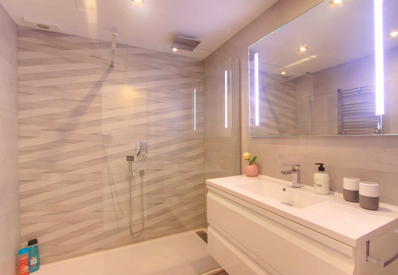 Apartamento en Marbella - MODERN BEACH PENTHOUSE