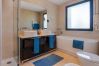 Apartamento en Marbella - Luxurious Penthouse with Spa Amenities