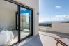Apartamento en Marbella - Luxurious Penthouse with Spa Amenities