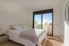 Apartamento en Marbella - Luxurious Penthouse with Spa Amenities