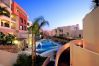Apartamento en Marbella - Luxurious Penthouse with Spa Amenities
