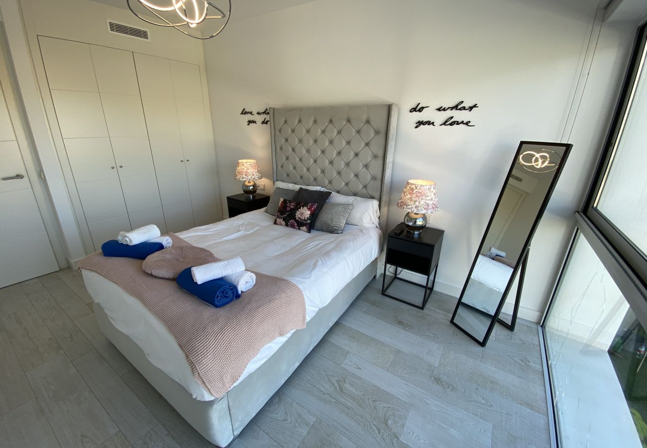 Apartamento en Casares - Stylish 3-Bed Apartment | Alcazaba Lagoon (1214)