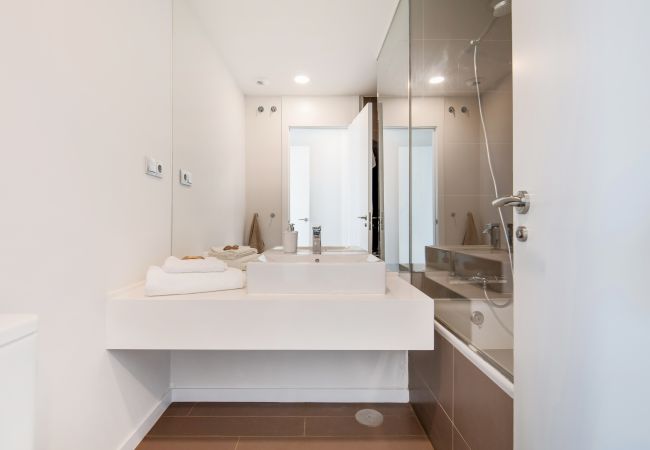 Apartamento en Estepona - LM3.52B- Spacious duplex penthouse with panoramic