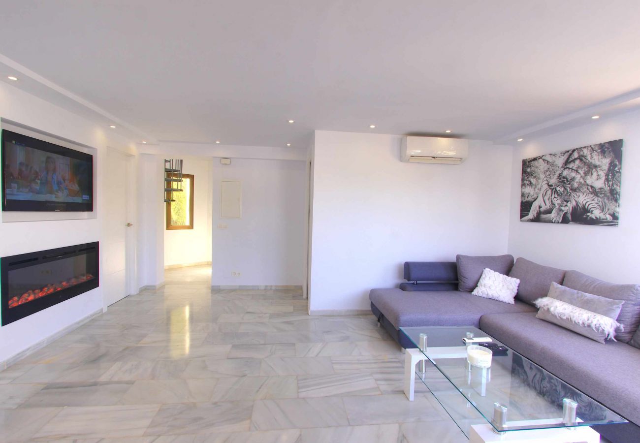 Apartamento en Marbella - 1108 Elegant Golden Beach Apartments with sea View