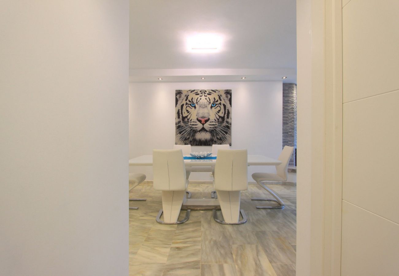 Apartamento en Marbella - 1108 Elegant Golden Beach Apartments with sea View