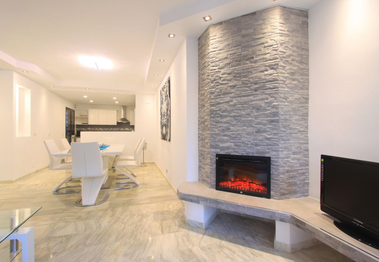 Apartamento en Marbella - 1108 Elegant Golden Beach Apartments with sea View