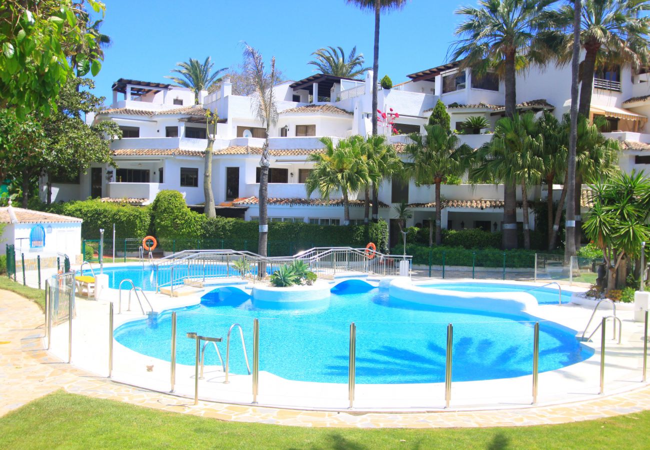 Apartamento en Marbella - 1108 Elegant Golden Beach Apartments with sea View