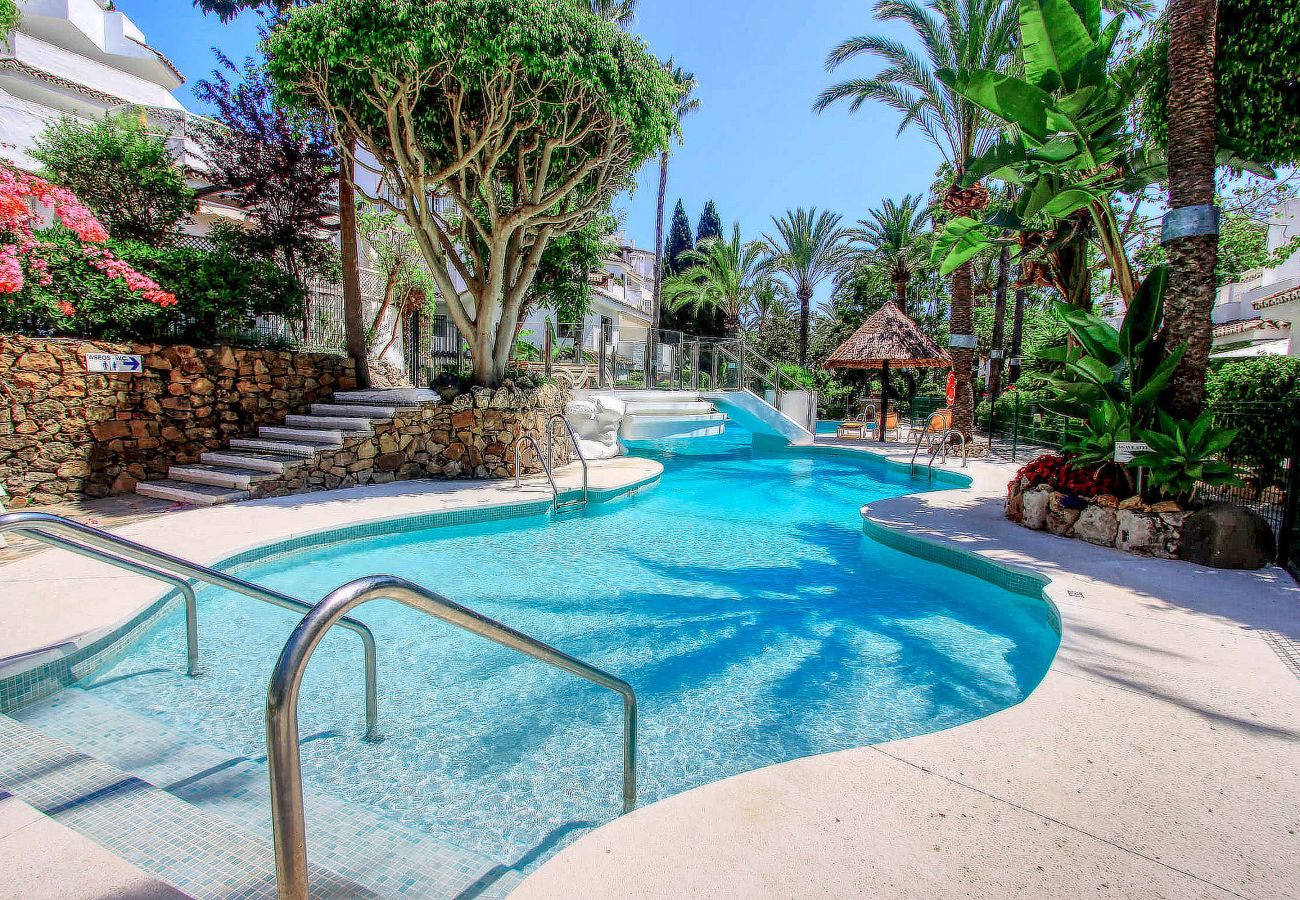 Apartamento en Marbella - 1108 Elegant Golden Beach Apartments with sea View