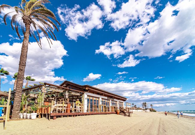 Apartamento en Marbella - GC - Spacious flat in Golden beach Marbella
