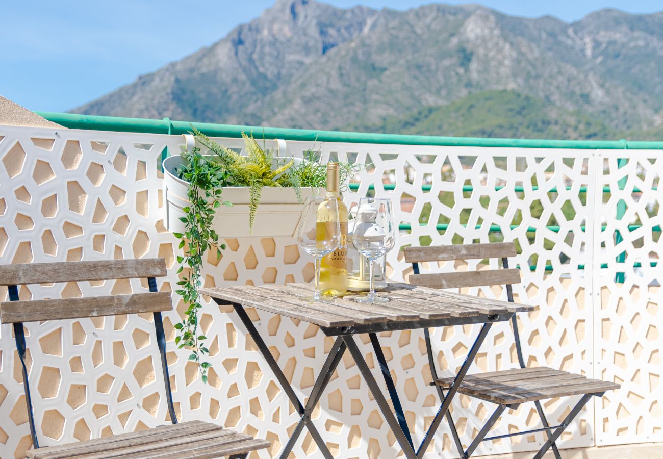 Apartamento en Marbella - Penthouse in City Centre Marbella with Jacuzzi*