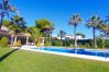 Villa en Estepona - 1072 Beachfront El Paraiso Retreat with Pool & BBQ