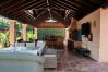 Villa en Estepona - 1072 Beachfront El Paraiso Retreat with Pool & BBQ
