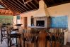 Villa en Estepona - 1072 Beachfront El Paraiso Retreat with Pool & BBQ
